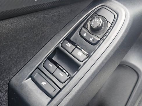 Used 2024 Subaru Crosstrek 2.0i Premium image 23