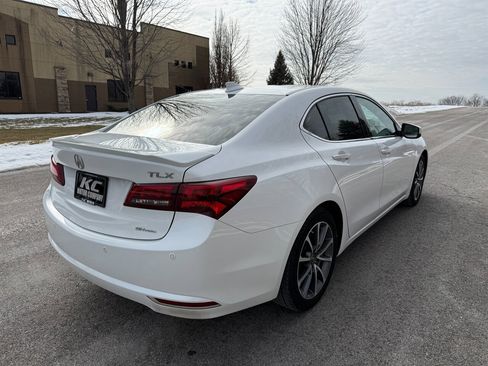 Used 2017 Acura TLX V6 SH-AWD w/ Advance Package image 6