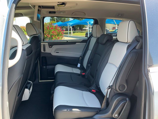 New 2027 Honda Odyssey Elite image 10