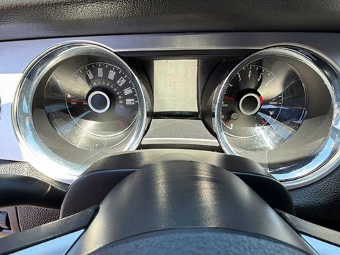 Used 2014 Ford Mustang Premium w/ Equipment Group 201A RWD image 20