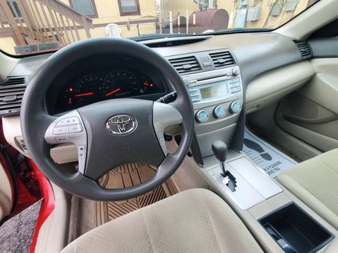 Used 2009 Toyota Camry LE FWD image 12