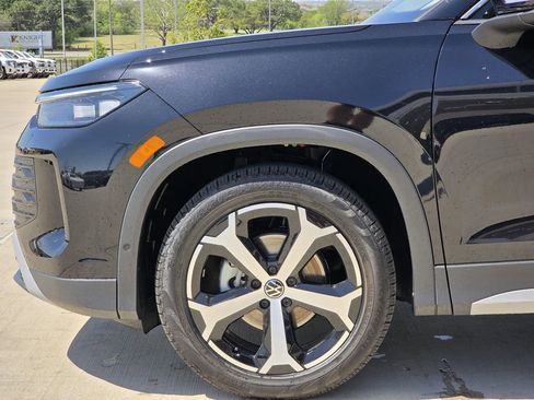 New 2026 Volkswagen Tiguan SE image 5