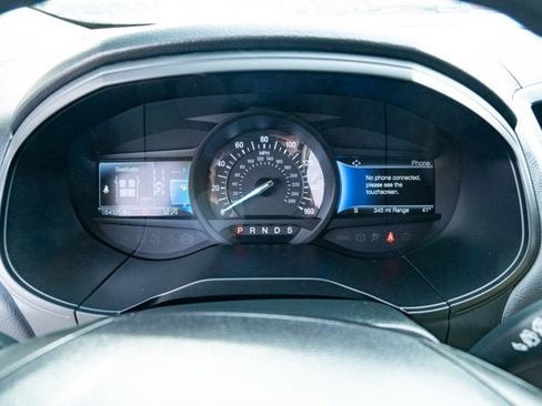 Used 2022 Ford Edge SE image 17