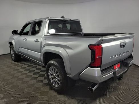 Used 2025 Toyota Tacoma Limited AWD/4WD image 6