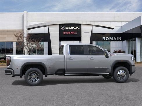 New 2026 GMC Sierra 3500 Denali w/ Denali Reserve Package image 5