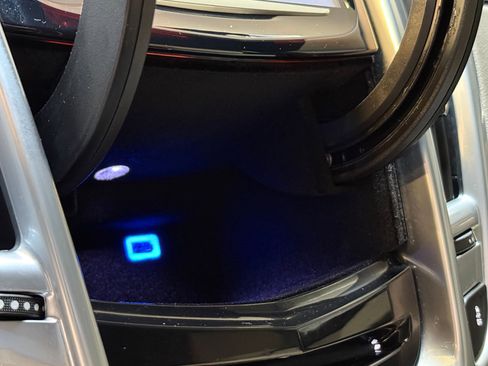 Used 2015 Cadillac SRX Performance w/ Driver Awareness Package image 21