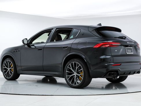 New 2026 Maserati Grecale Modena AWD/4WD image 3