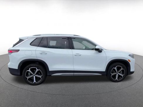 Used 2026 Volkswagen Tiguan SE AWD/4WD image 13