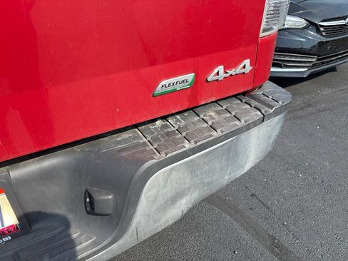 Used 2013 Toyota Tundra 4x4 Double Cab w/ TRD Off-Road Pkg image 16