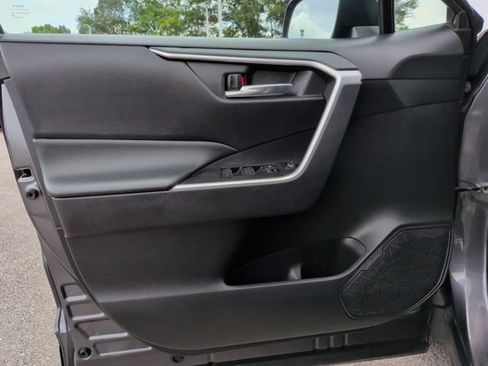 Certified 2024 Toyota RAV4 XLE AWD/4WD image 9