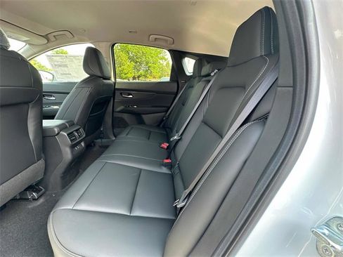 New 2025 Nissan Murano SV image 11