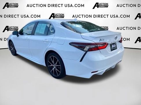 Used 2022 Toyota Camry SE FWD image 20