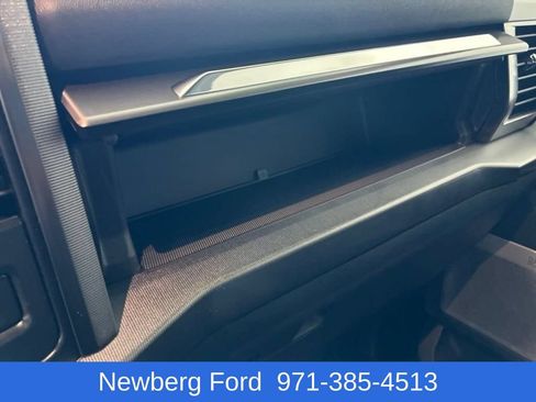 Used 2024 Ford F150 Platinum w/ FX4 Off-Road Package AWD/4WD image 32