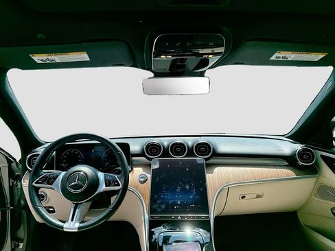 Used 2022 Mercedes-Benz C 300 Sedan image 19