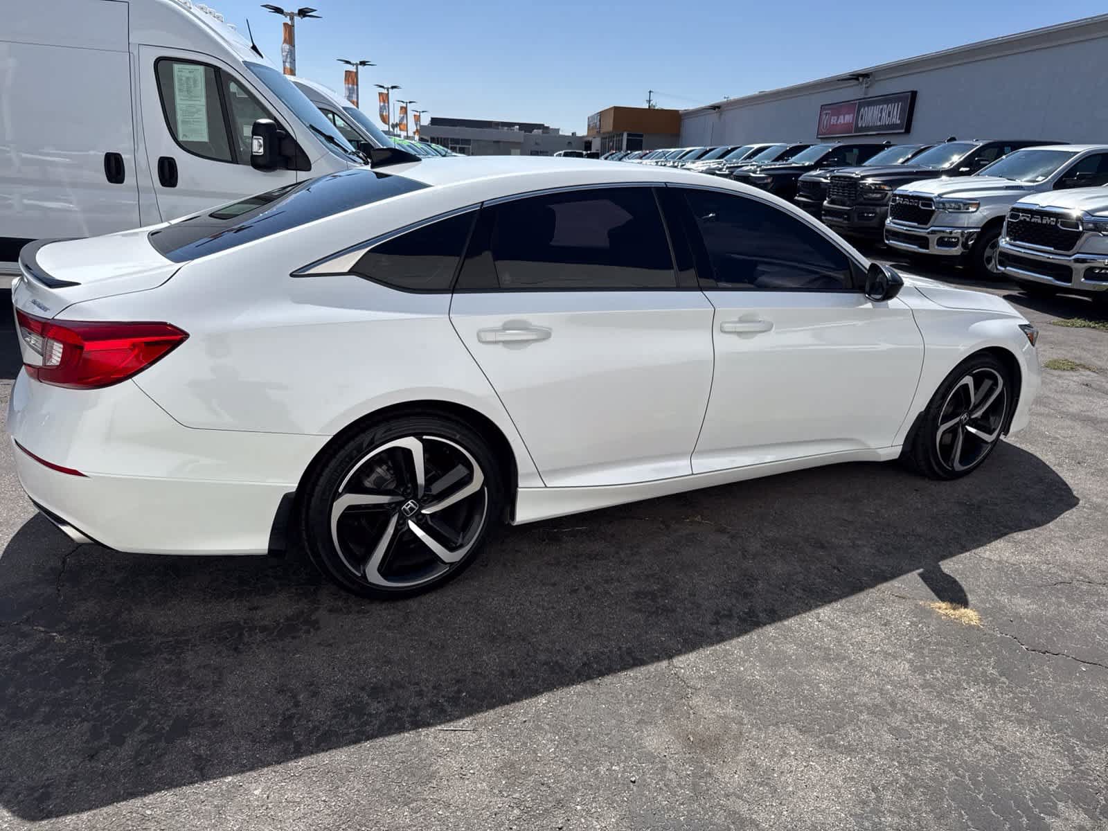 Used 2022 Honda Accord Sport image 14