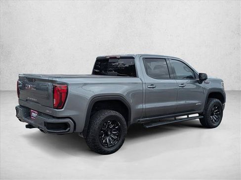 Used 2021 GMC Sierra 1500 AT4 w/ AT4 Preferred Package AWD/4WD image 5