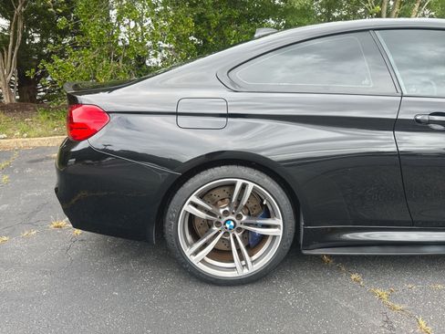 Used 2015 BMW M4 Coupe RWD image 30