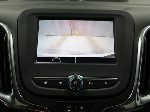 Used 2022 Chevrolet Equinox LT AWD/4WD image 29