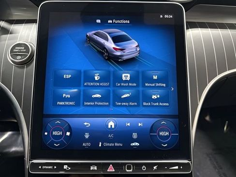 Used 2025 Mercedes-Benz C 300 4MATIC Sedan image 25