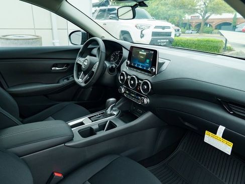 Used 2025 Nissan Sentra SV w/ All-Weather Package image 25