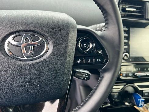 Used 2022 Toyota Prius AWD image 20