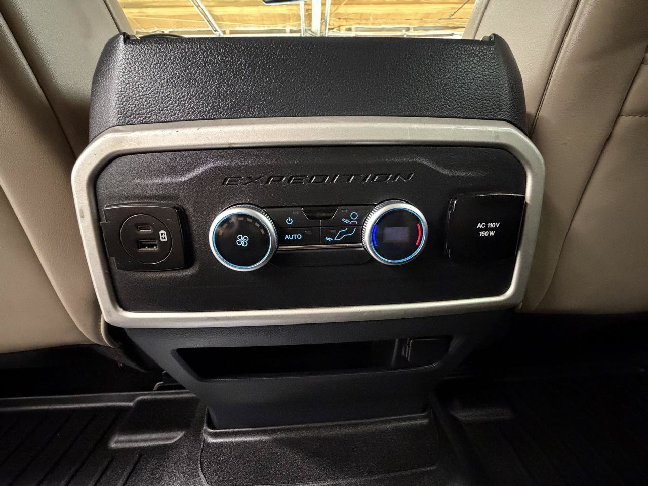 Used 2022 Ford Expedition XLT RWD image 25