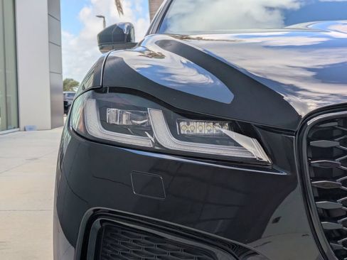 New 2026 Jaguar F-PACE R-Dynamic S AWD/4WD image 11
