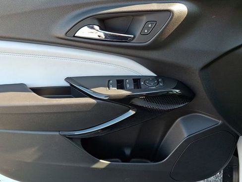 New 2026 Chevrolet Trax LT w/ Driver Confidence Package image 9