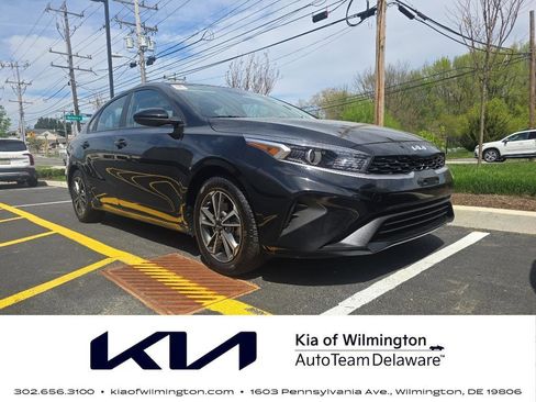 Used 2023 Kia Forte LXS image 1