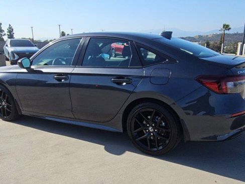 Used 2025 Honda Civic Sport Touring image 6