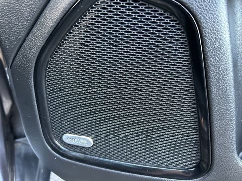 Certified 2022 Jeep Compass Limited w/ Sun and Sound Group image 39