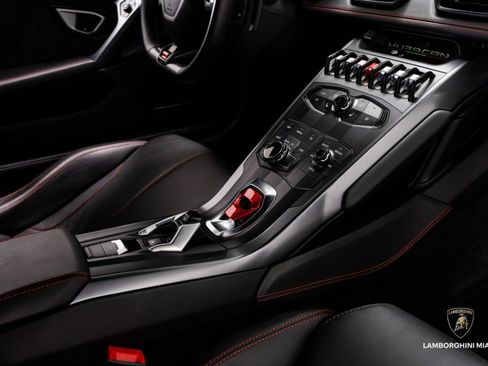 Used 2018 Lamborghini Huracan LP 580-2 image 46