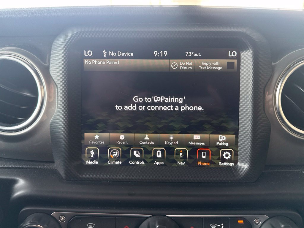 Used 2022 Jeep Wrangler Unlimited Sahara AWD/4WD image 19