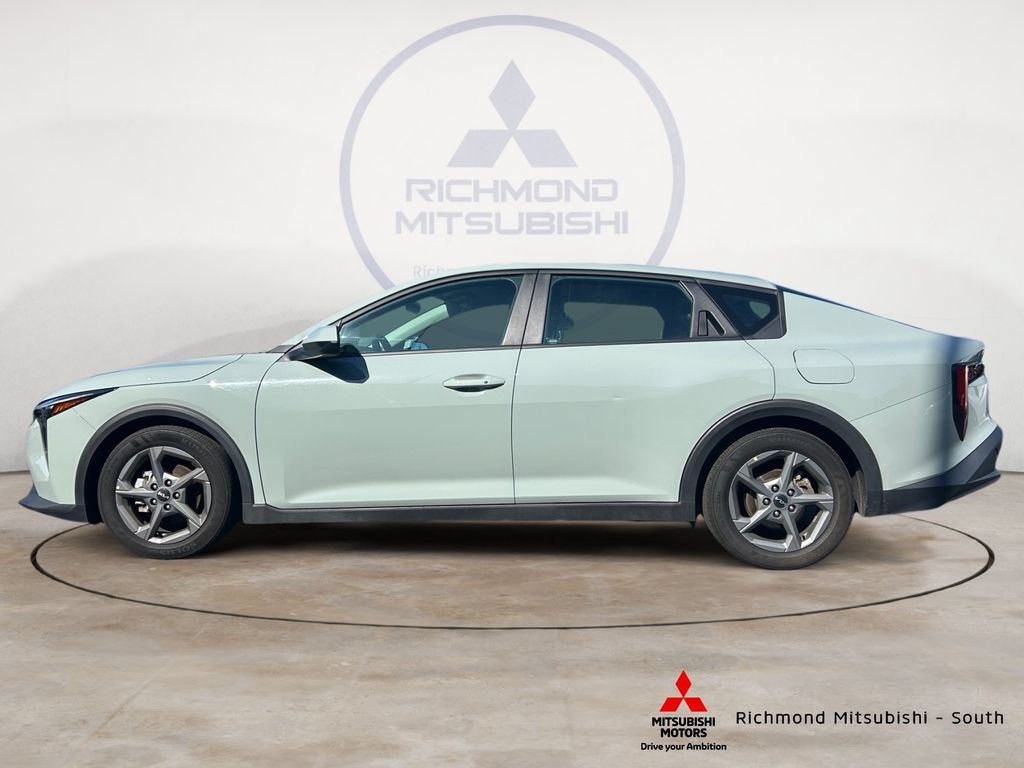 Used 2025 Kia K4 FWD image 6