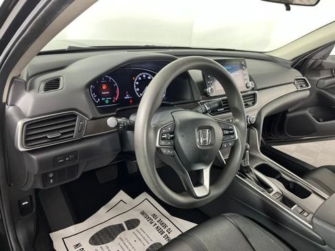 Used 2019 Honda Accord EX image 21