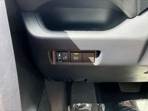 Used 2025 Toyota RAV4 LE FWD image 32