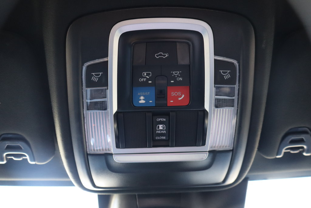 Used 2024 RAM 3500 Limited w/ Night Edition AWD/4WD image 21