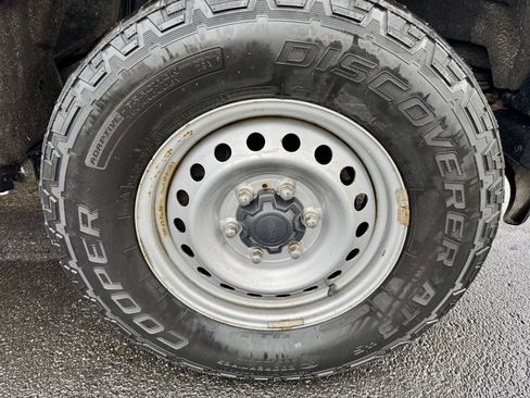 Used 2019 Ford Ranger XL w/ Equipment Group 101A Mid image 9