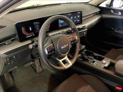 Used 2025 Kia K5 LXS FWD image 14