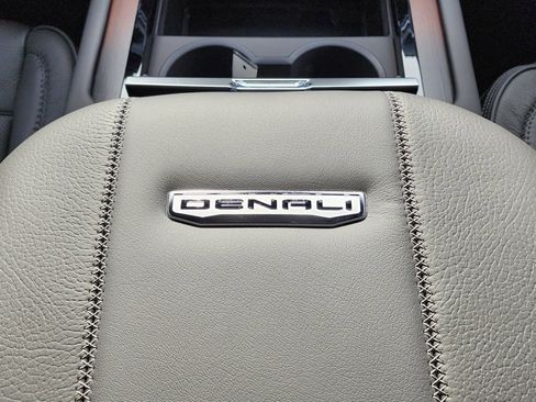 New 2026 GMC Yukon XL Denali w/ Sun & Power Step Package image 40