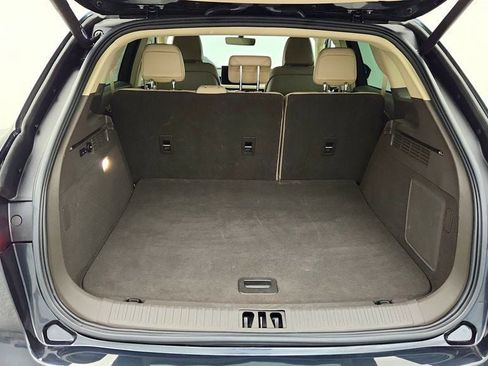 Used 2022 Lincoln Nautilus AWD w/ Premium Package image 22