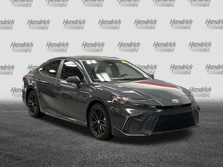 Used 2025 Toyota Camry SE w/ Convenience Package FWD video 2