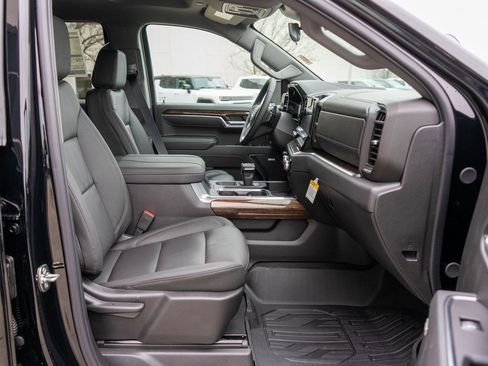 New 2026 GMC Sierra 1500 Elevation w/ Elevation Premium Package image 10