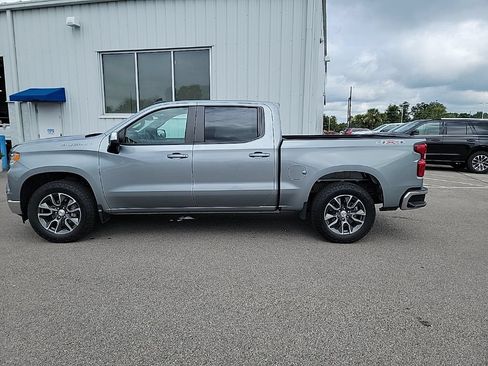 Used 2023 Chevrolet Silverado 1500 LT AWD/4WD image 2