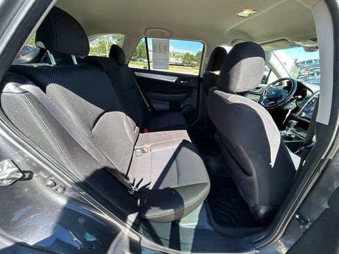 Used 2019 Subaru Outback 2.5i Premium AWD/4WD image 30