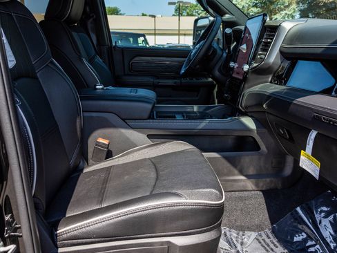 New 2026 RAM 3500 Limited AWD/4WD image 39