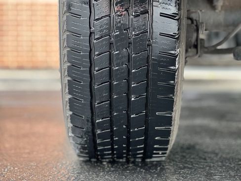 Used 2017 Ford Transit 350 XL image 29