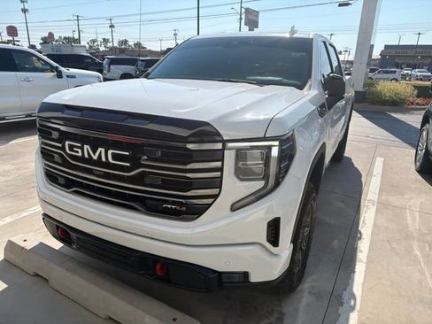 Used 2025 GMC Sierra 1500 AT4 AWD/4WD image 5