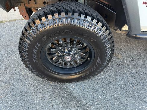 Used 2016 Jeep Wrangler Unlimited Sport w/ Max Tow Package image 8