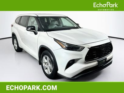 Used 2022 Toyota Highlander LE